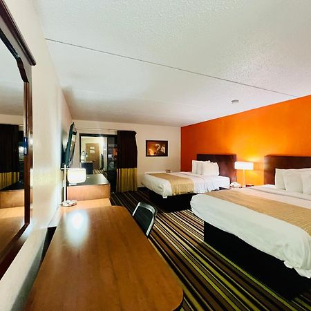 ทราเวลลอดจ์ บาย วินด์แฮม วิทวิลล์ Hotel วิธวิลล์ ภายนอก รูปภาพ