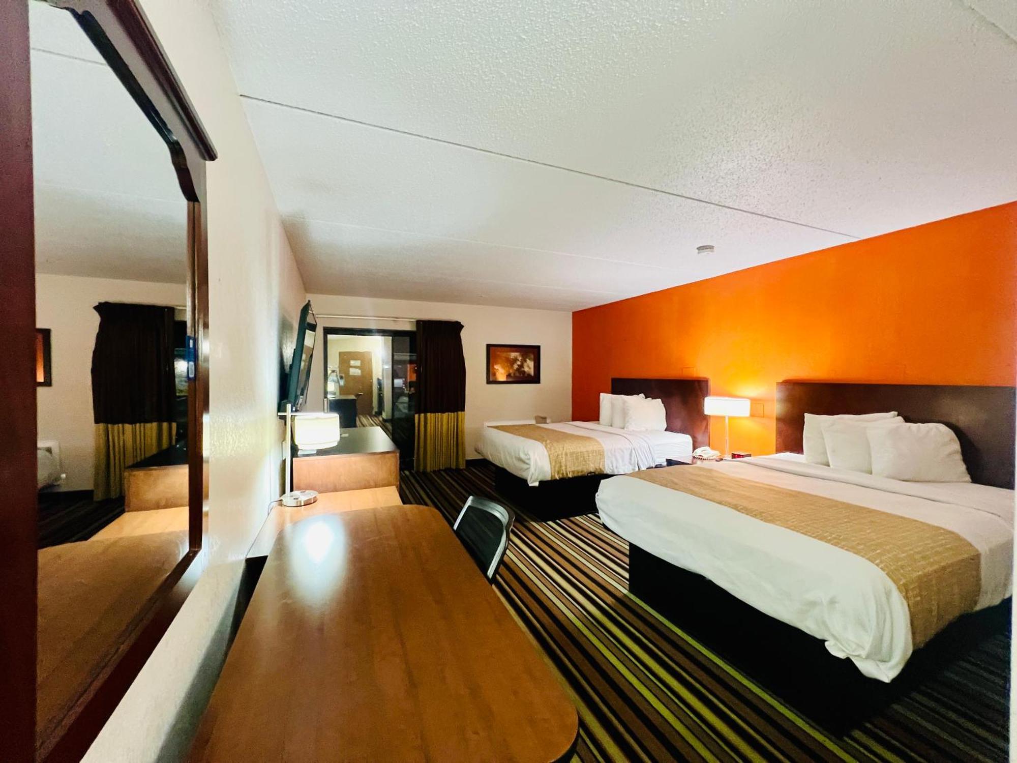 ทราเวลลอดจ์ บาย วินด์แฮม วิทวิลล์ Hotel วิธวิลล์ ภายนอก รูปภาพ